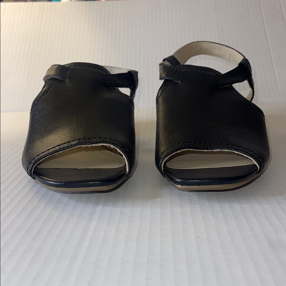 LifeStride Mona Black Open Toe Low Block Heel Sandals Size 6.5 M